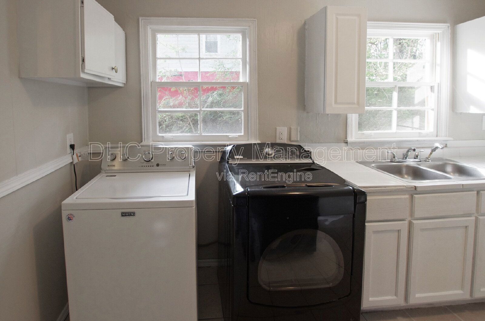 Adorable bungalow in the Lakewood-Leila Valley area property image