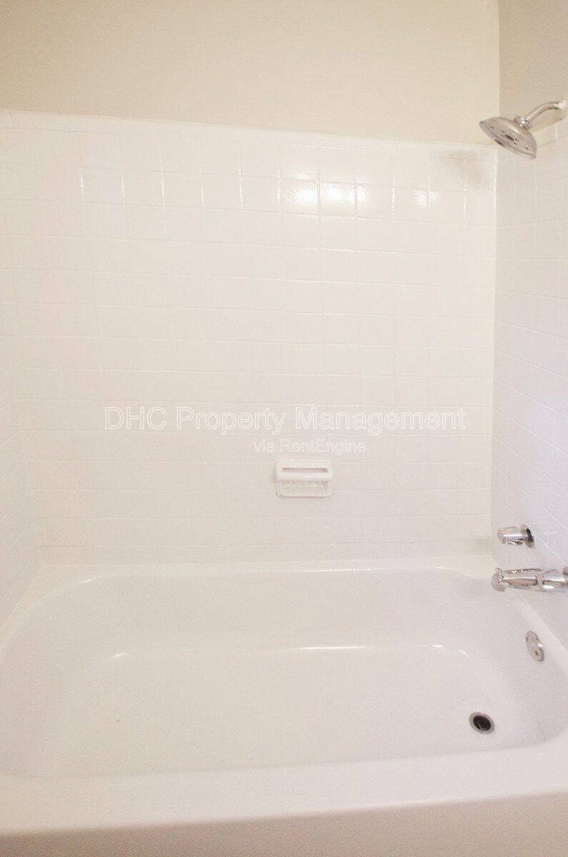 Adorable bungalow in the Lakewood-Leila Valley area property image