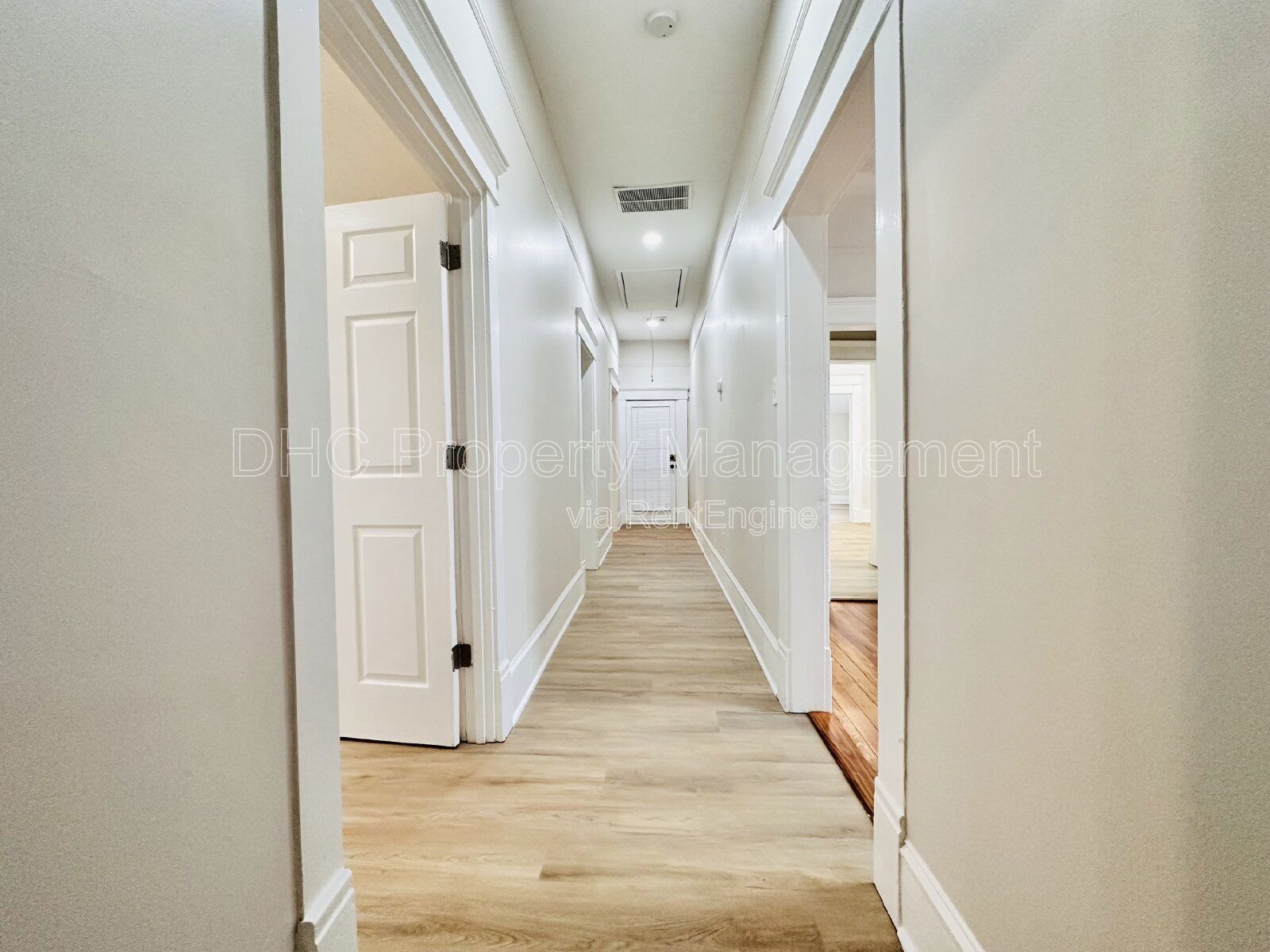 Beautifully Renovated Home with Outdoor Living – Apply Today property image