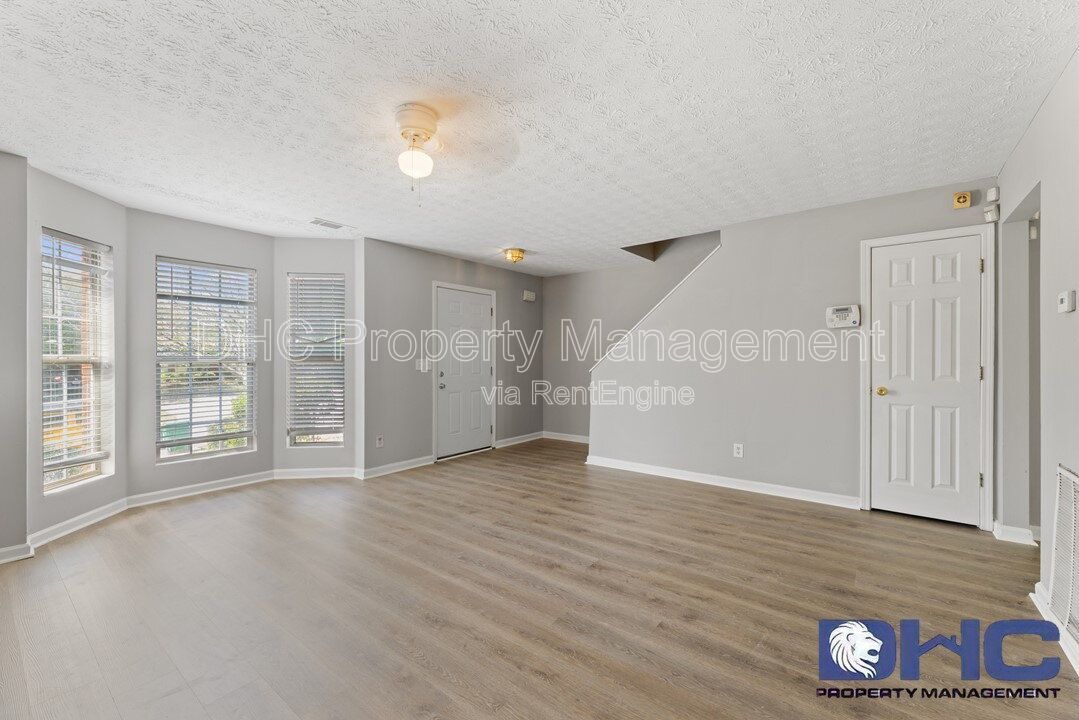 Charming Home in Quiet Lithonia Community – Convenient & Comfortable Living property image