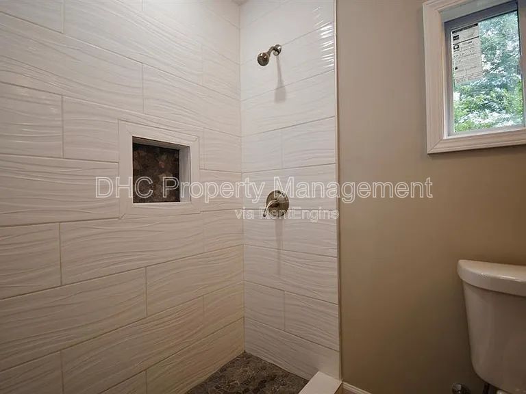 Fully Renovated 2 Bedroom Home for Rent in In-Town Decatur | Oversized Yard | Near I-20 property image