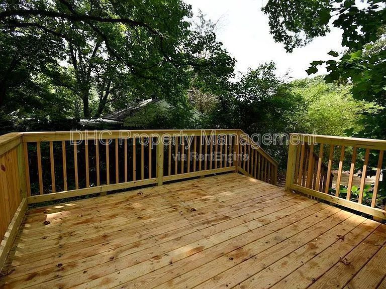 Fully Renovated 2 Bedroom Home for Rent in In-Town Decatur | Oversized Yard | Near I-20 property image