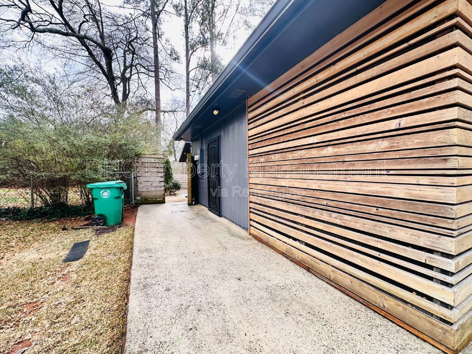 Charming 3-Bed/1-Bath Home with Modern Upgrades in Decatur property image