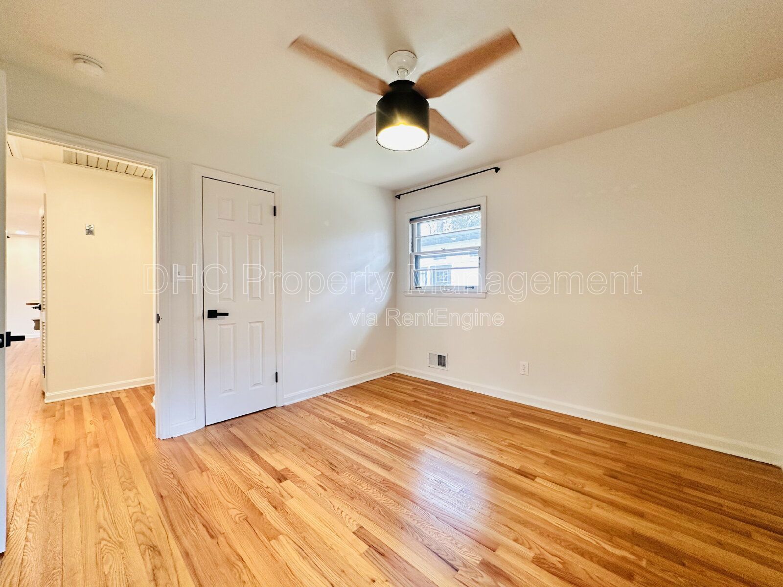 Charming 3-Bed/1-Bath Home with Modern Upgrades in Decatur property image