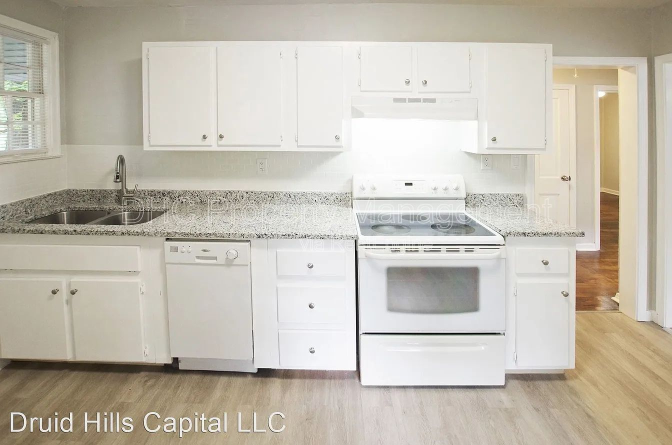 Charming Home in Southwest Atlanta – Prime 30310 Location property image