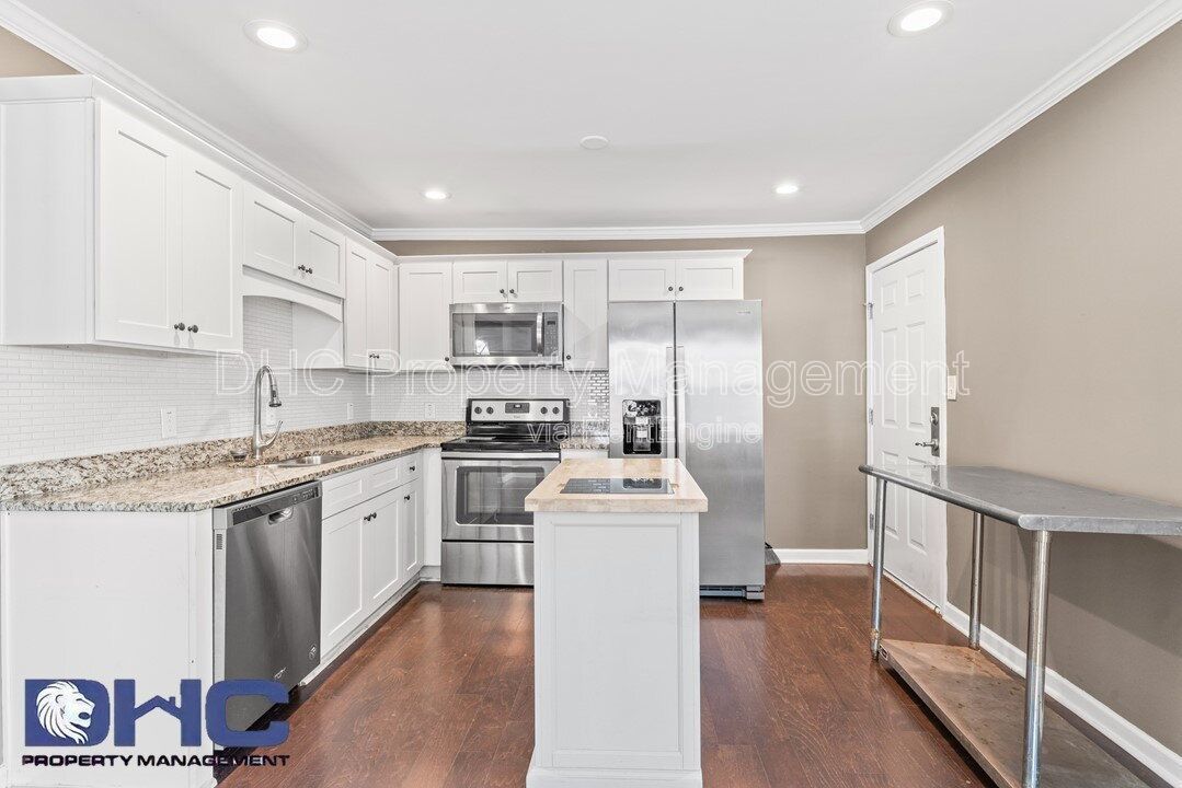 Updated Atlanta Gem in 30310 – Spacious Layout, Modern Touches & Minutes to the BeltLine! property image