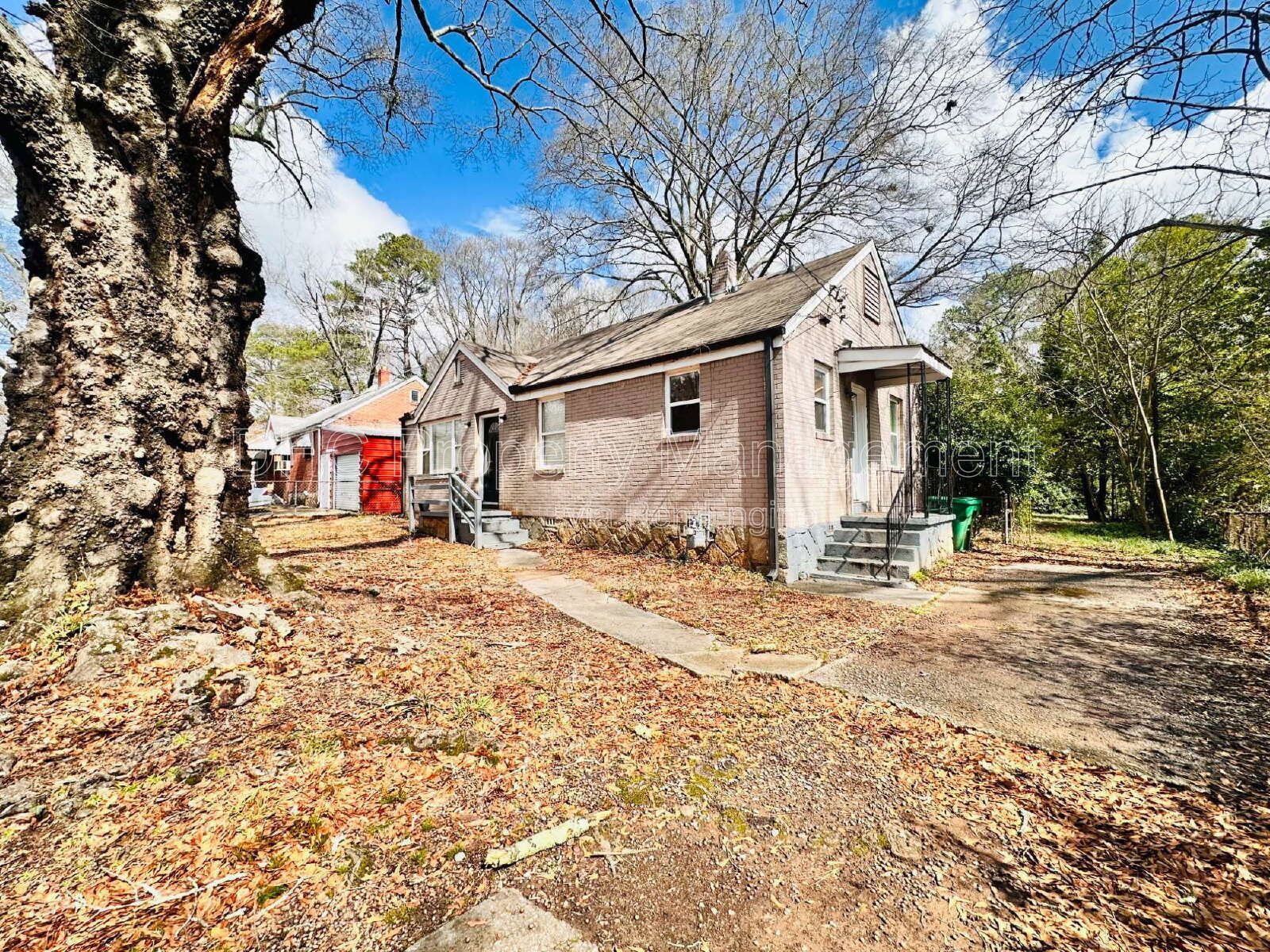 Charming Decatur Home with Hardwood Floors – Minutes to Downtown & I-285 property image