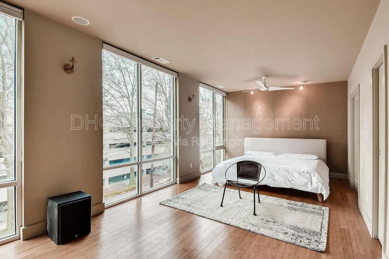 Modern Downtown Atlanta Apartment Near Georgia Tech & Centennial Park property image