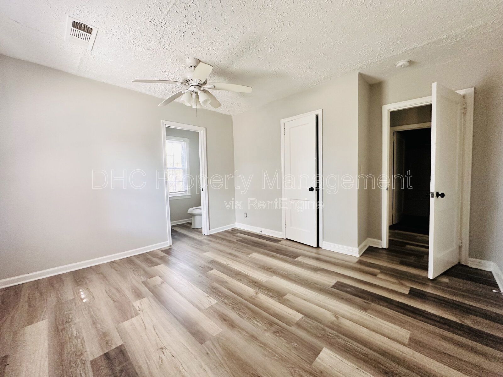 Renovated 3BR Home in Southwest Atlanta – Spacious Layout & Convenient Location! property image