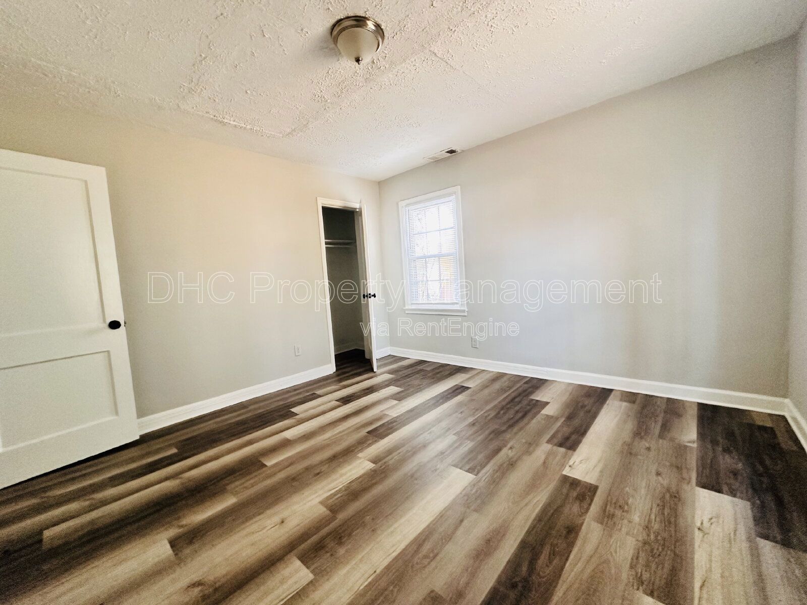 Renovated 3BR Home in Southwest Atlanta – Spacious Layout & Convenient Location! property image