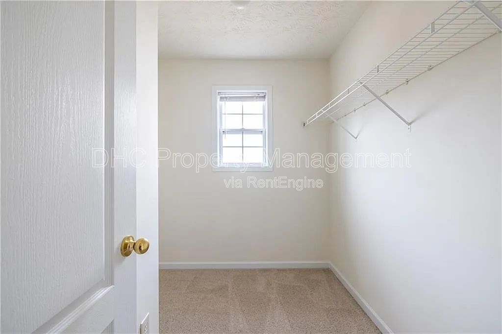 Charming 3BR Home in East Point – Spacious Living, Private Yard & Easy Atlanta Access property image