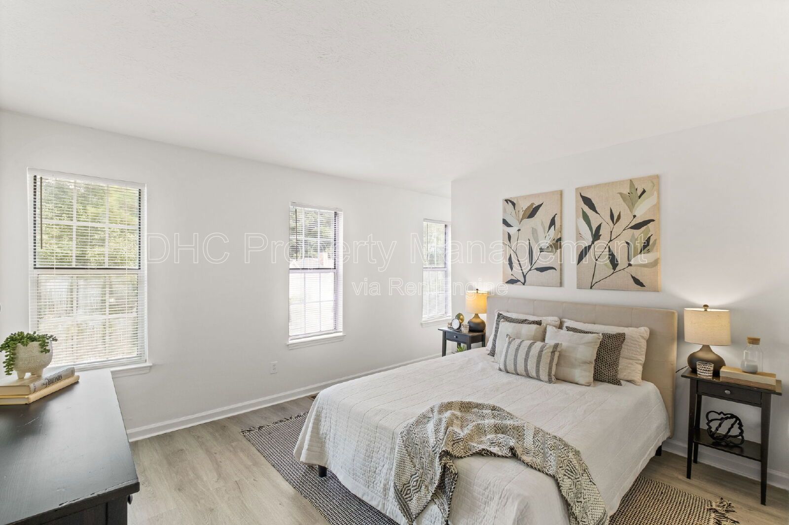 Spacious Home in Marietta – Great Layout, Prime Location & Move-In Ready! property image