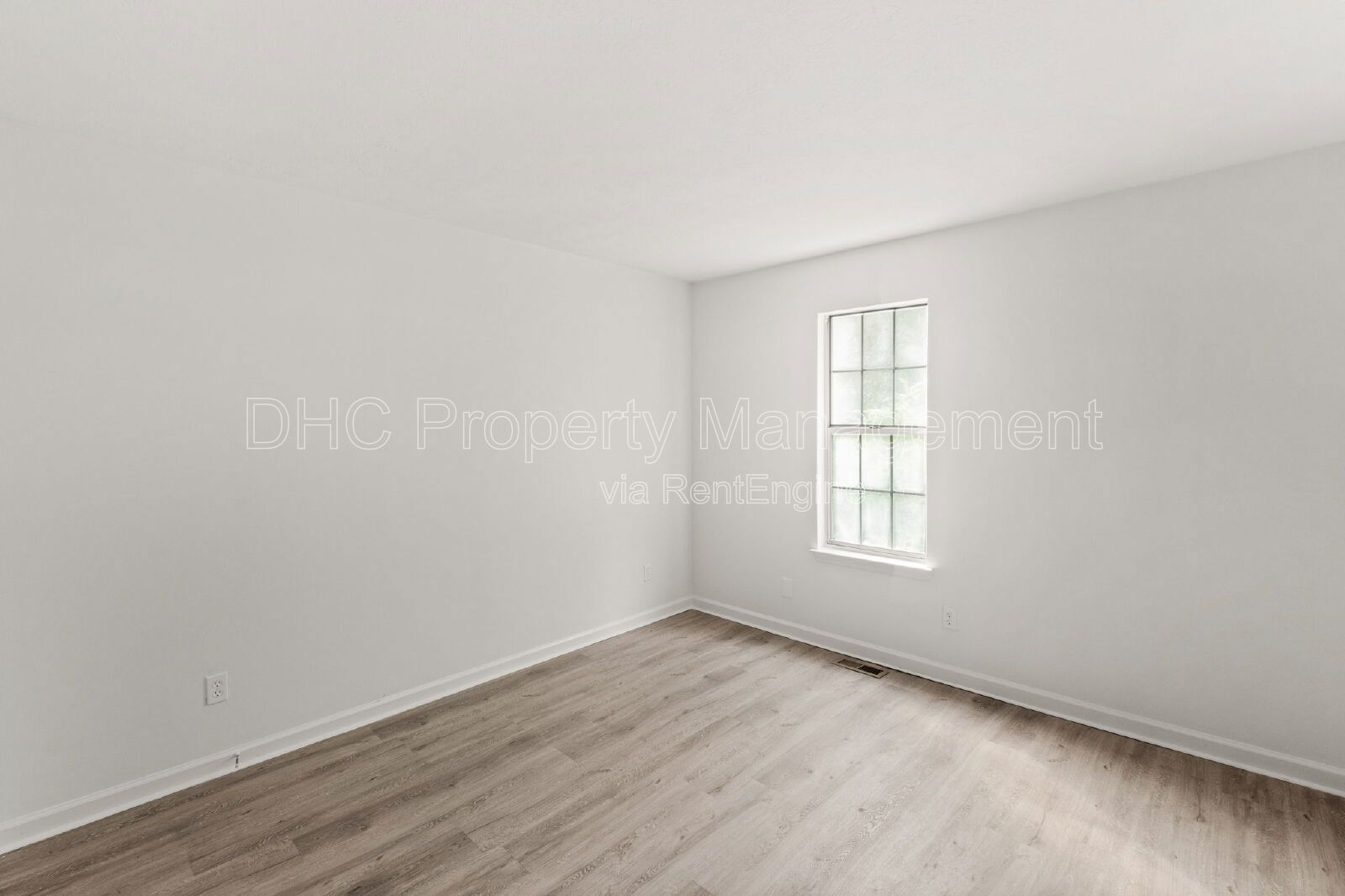 Spacious Home in Marietta – Great Layout, Prime Location & Move-In Ready! property image