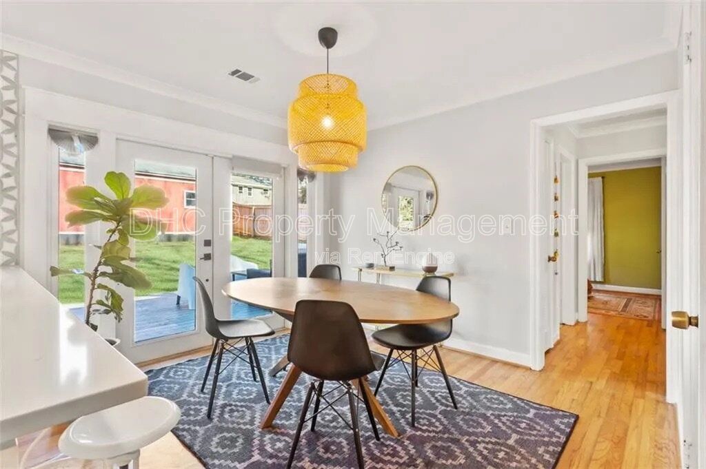 Spacious Decatur Home with Modern Updates – Prime Location & Move-In Ready! property image