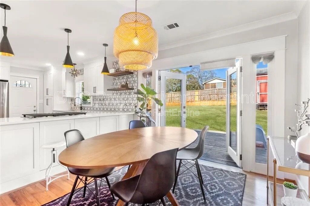 Spacious Decatur Home with Modern Updates – Prime Location & Move-In Ready! property image