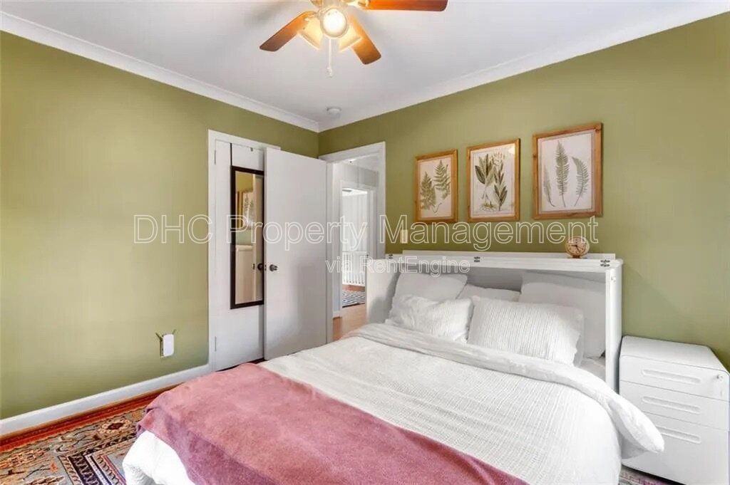 Spacious Decatur Home with Modern Updates – Prime Location & Move-In Ready! property image