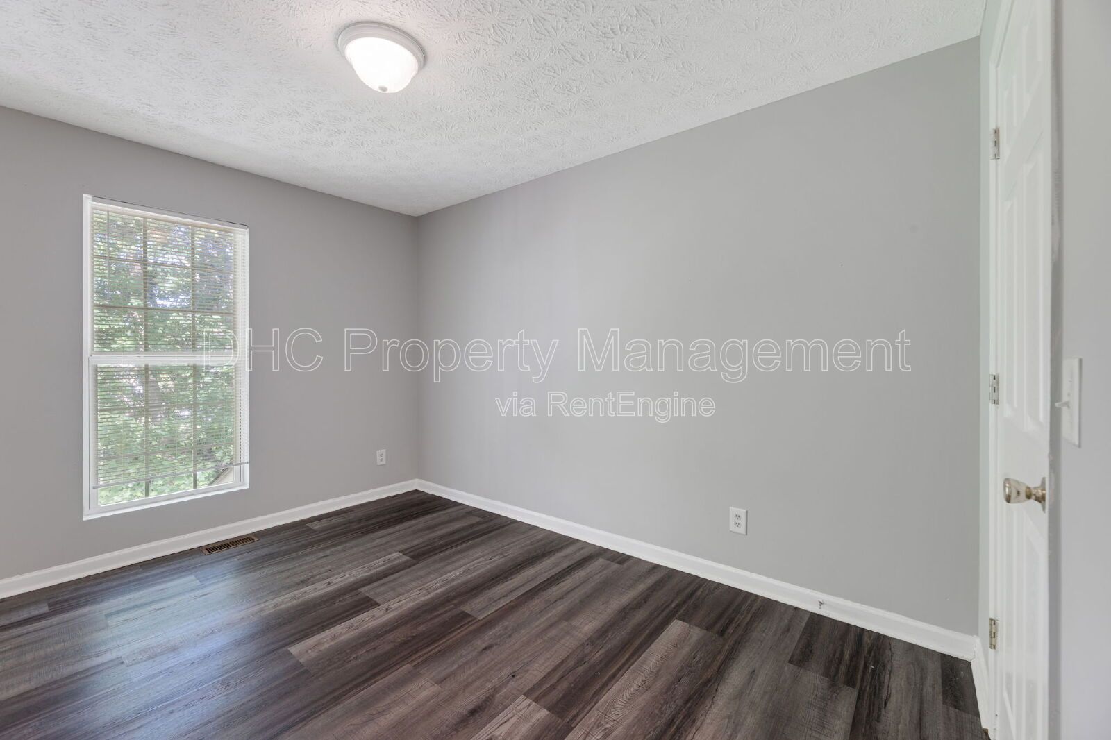 Charming 3-Bedroom Retreat with 2.5 Baths in Lithonia property image