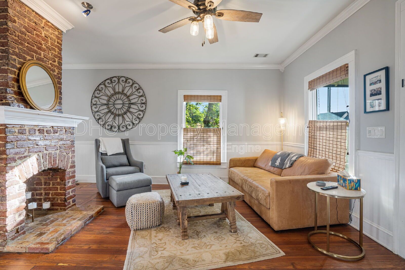 Charming 2-Bed, 2-Bath Retreat in Atlanta – Cozy Comfort Awaits at 10 Smith St NW! property image