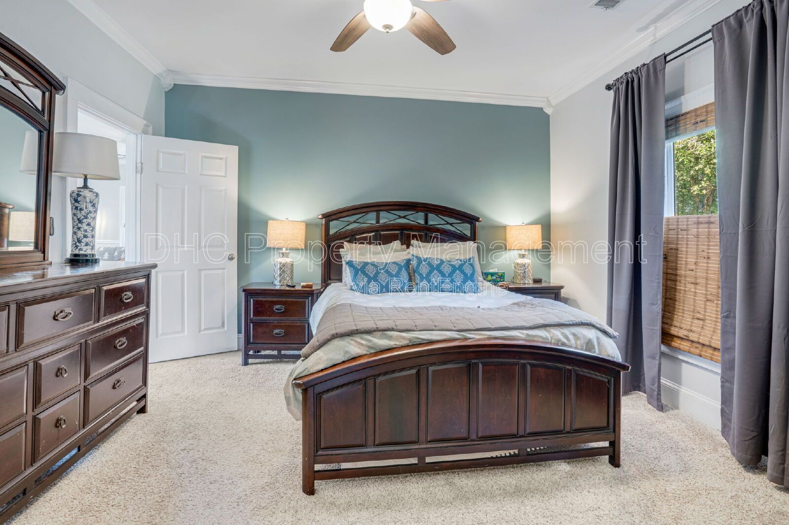Charming 2-Bed, 2-Bath Retreat in Atlanta – Cozy Comfort Awaits at 10 Smith St NW! property image
