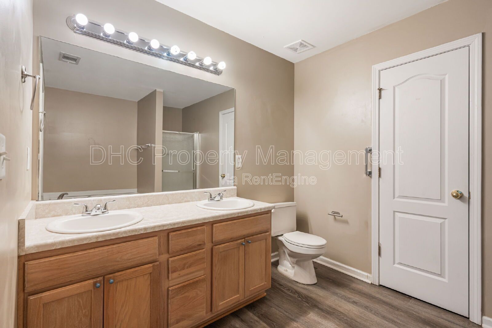 Updated Townhome in a quiet neighborhood property image