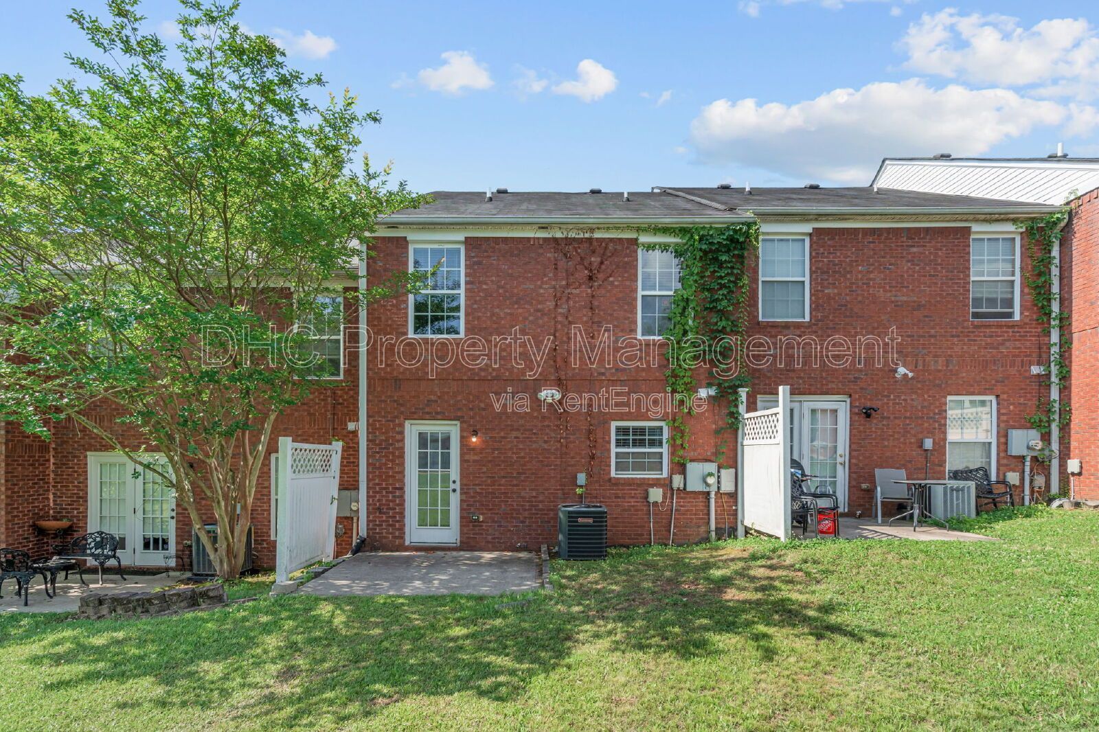 Updated Townhome in a quiet neighborhood property image