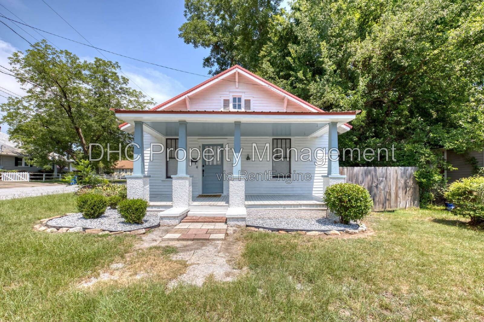 Adorable 2BR/1BA home in the Rose Hill Neighborhood property image