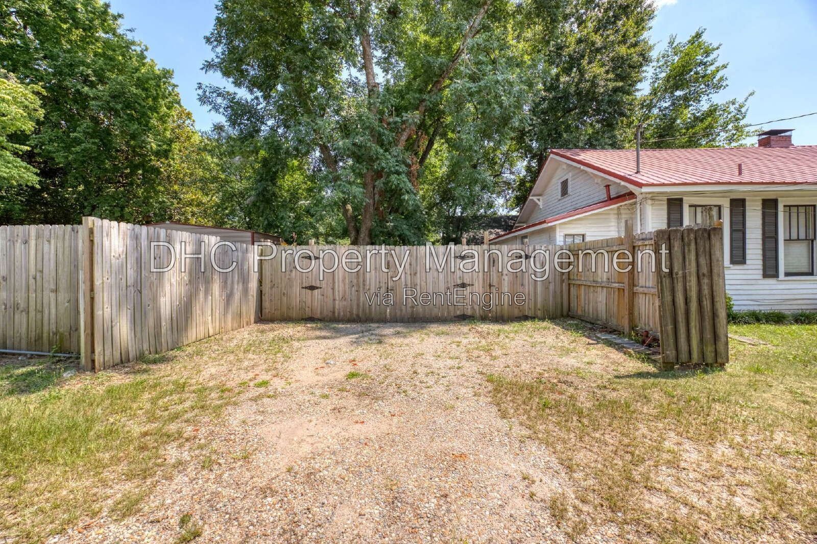 Adorable 2BR/1BA home in the Rose Hill Neighborhood property image