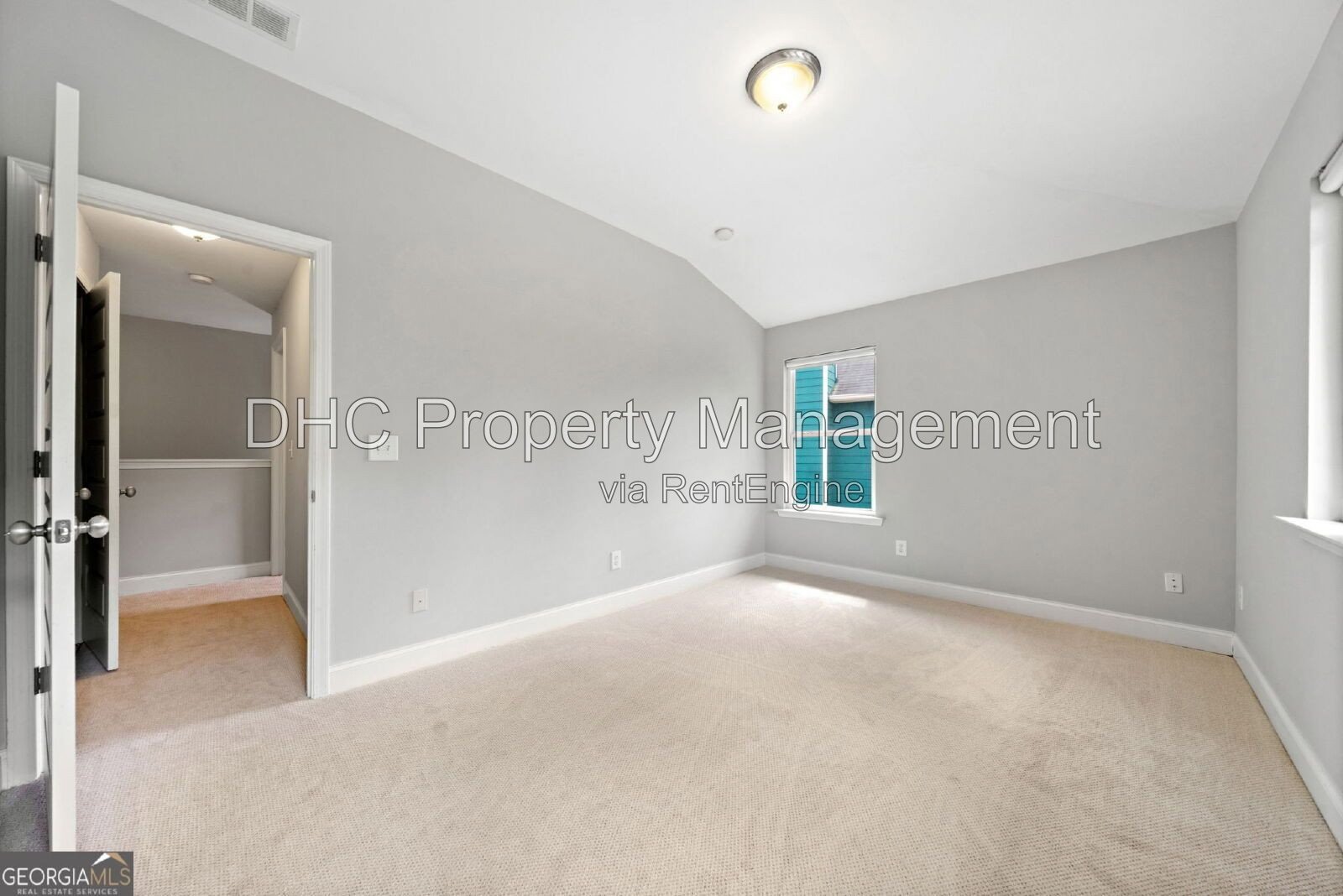 Modern Comfort in East Atlanta – 3BR Home with Private Backyard Oasis property image