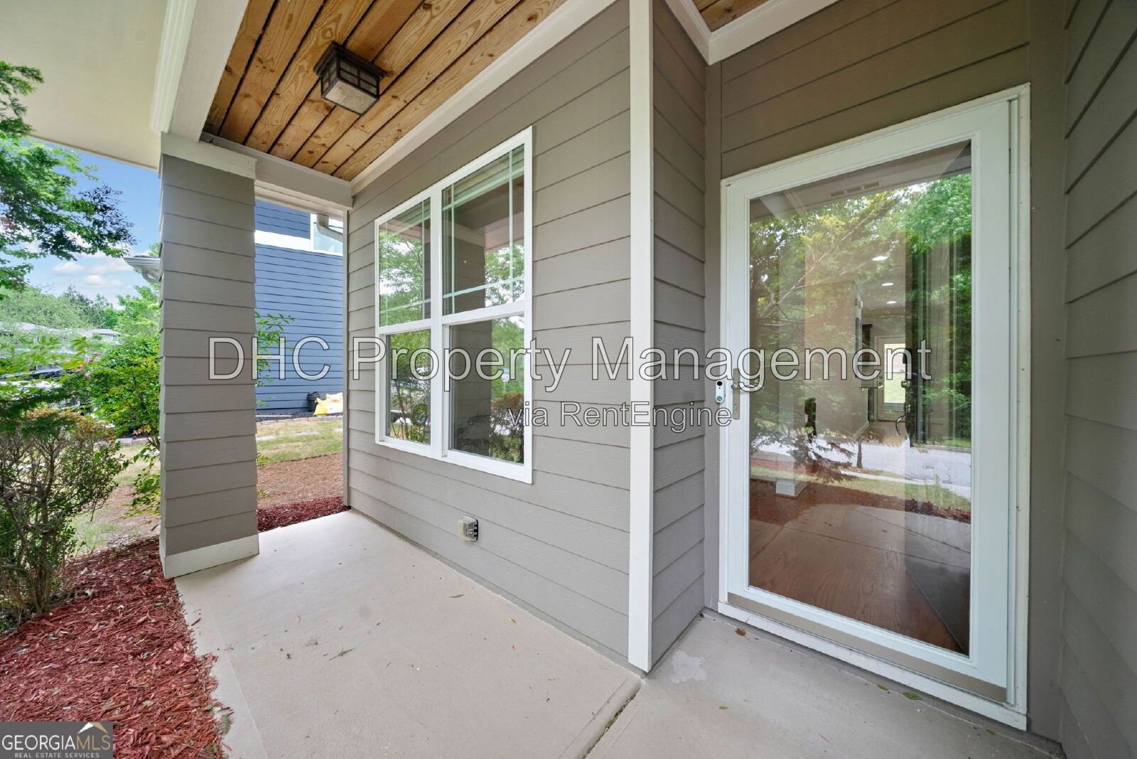 Modern Comfort in East Atlanta – 3BR Home with Private Backyard Oasis property image
