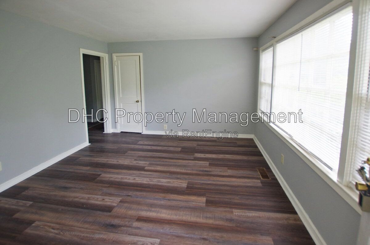 Adorable Bungalow in the Grove Park area property image
