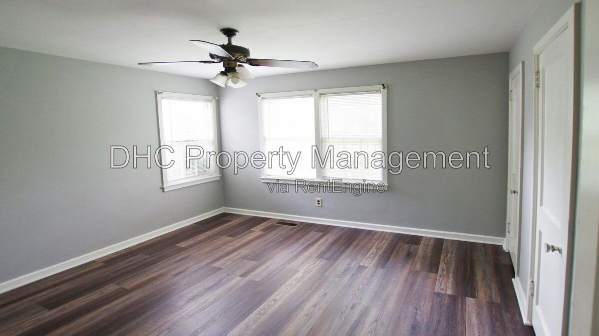Adorable Bungalow in the Grove Park area property image