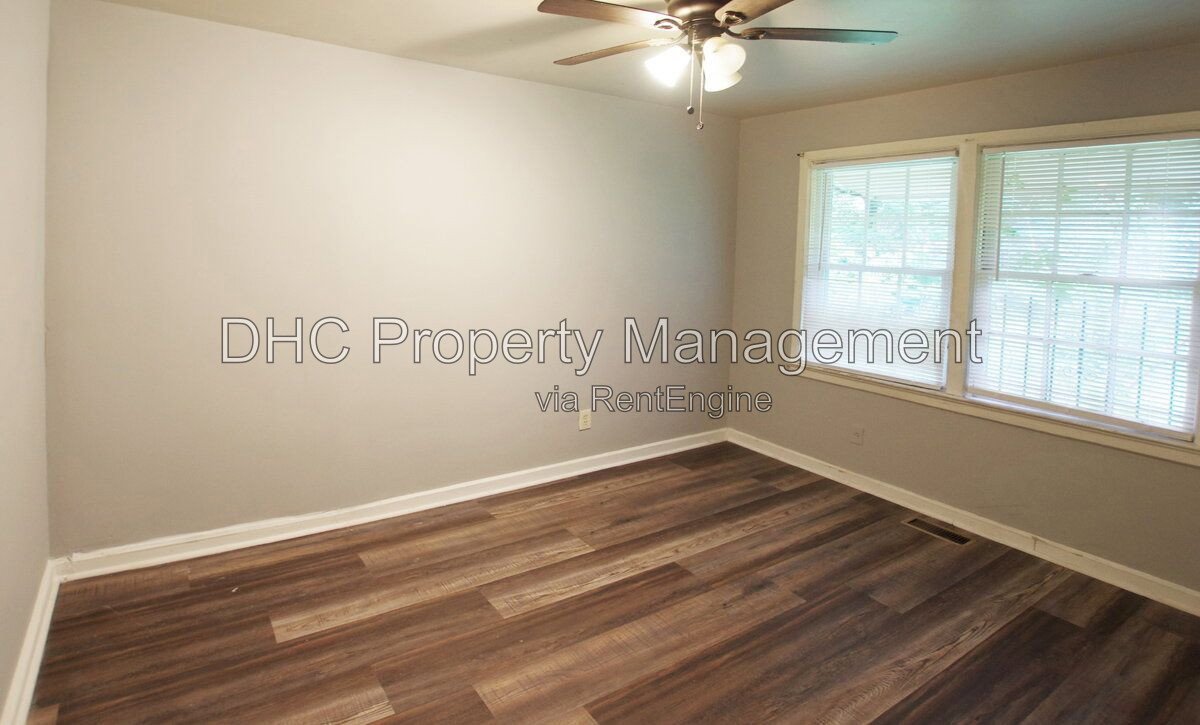 Adorable Bungalow in the Grove Park area property image