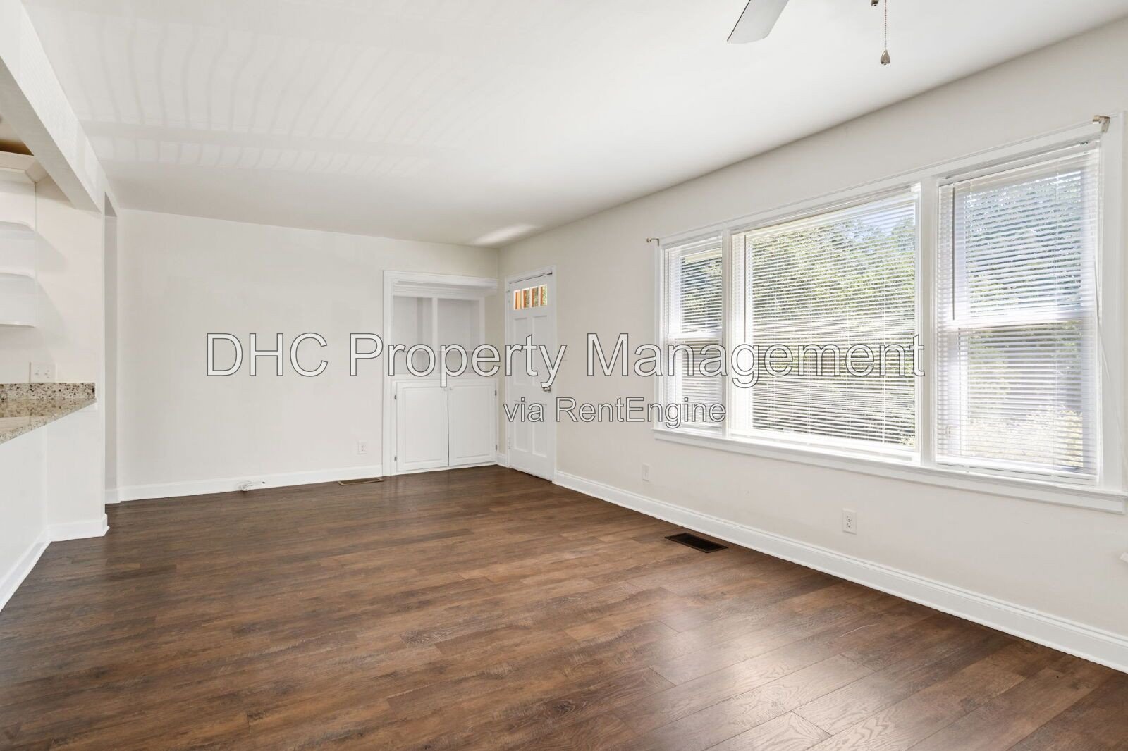Charming 4-Bedroom Home in Decatur – Spacious 1500 Sq Ft with 2 Full Baths! property image