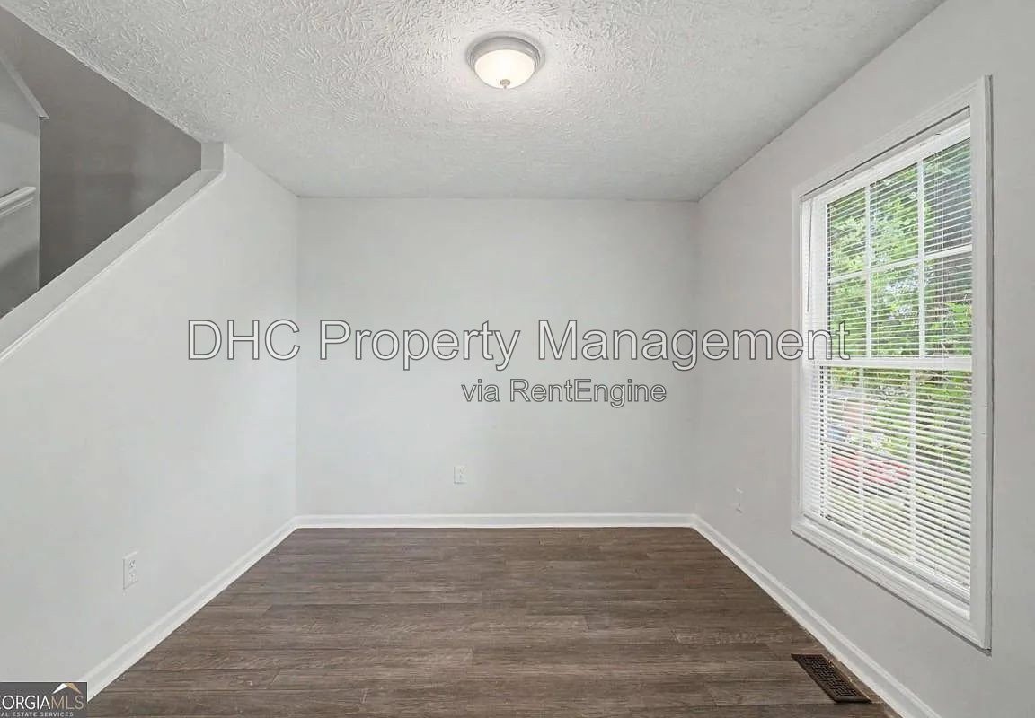 Charming 3-Bed Home with 2.5 Baths and Spacious 1488 Sq Ft in Atlanta! property image