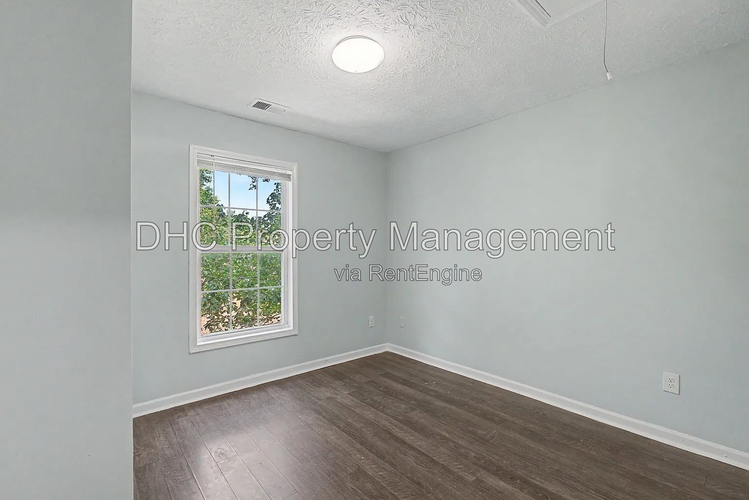 Charming 3-Bed Home with 2.5 Baths and Spacious 1488 Sq Ft in Atlanta! property image