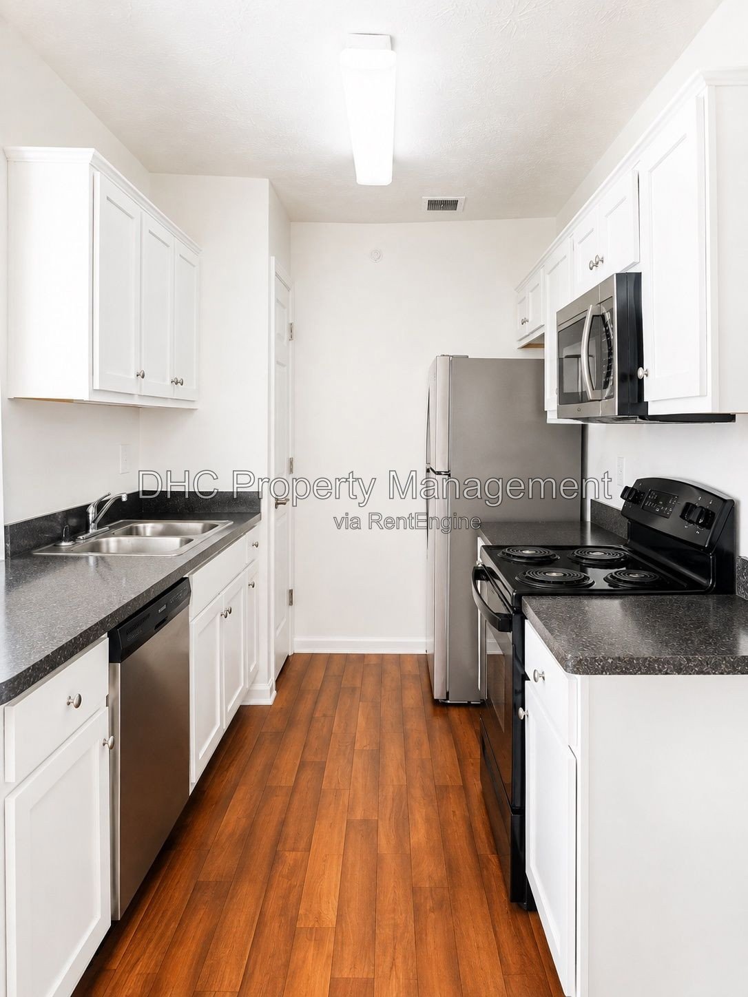 Charming 1-Bedroom Retreat in Columbus – Spacious at 5000 Armour Rd!