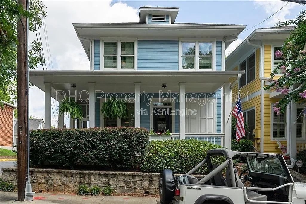 Charming Gem in Atlanta's Heart – Spacious, Bright, and Ready to Call Home! property image