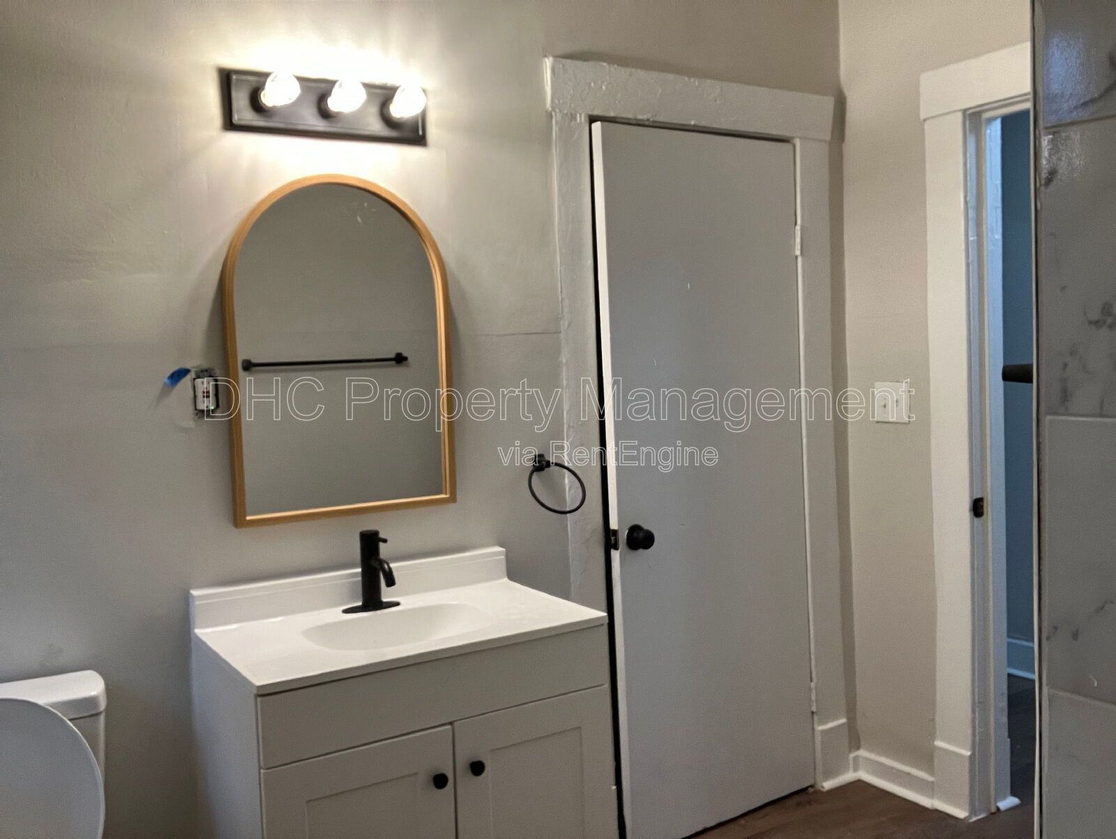 Spacious and Renovated – 3BR 1BA with Porch Retreat property image