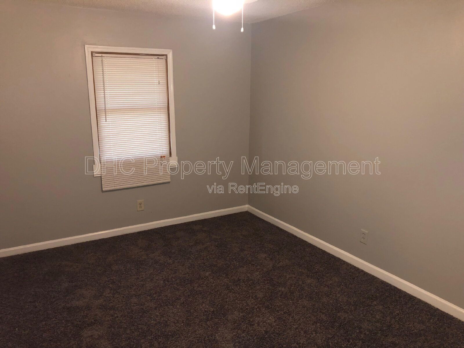 Cozy 2-Bedroom Duplex in Union City | Affordable & Convenient Living property image