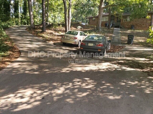 Cozy 2-Bedroom Duplex in Union City | Affordable & Convenient Living property image