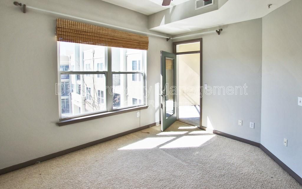 Modern 2-Bedroom Condo in Atlantic Station, Walkable Midtown Living property image