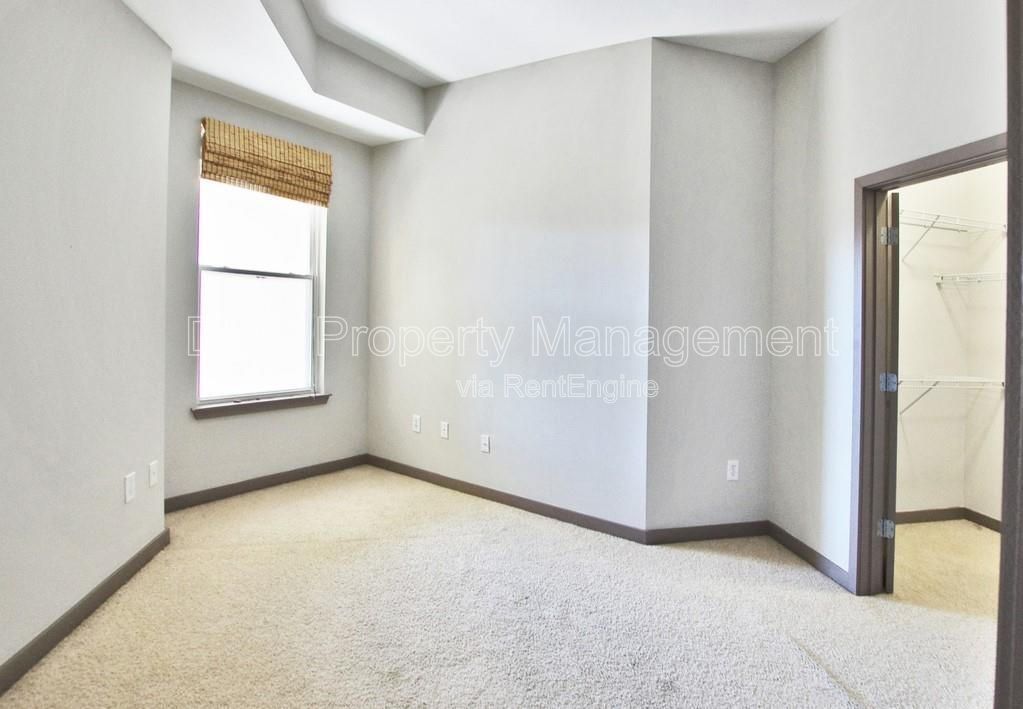 Modern 2-Bedroom Condo in Atlantic Station, Walkable Midtown Living property image