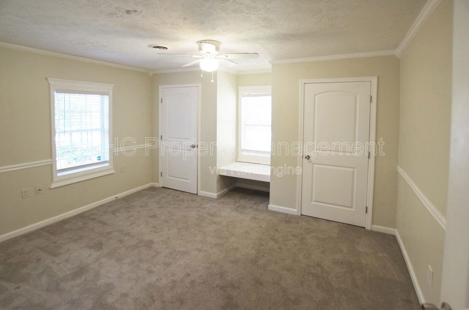 Charming 2-Bedroom Home in Riverdale, Convenient Location. property image