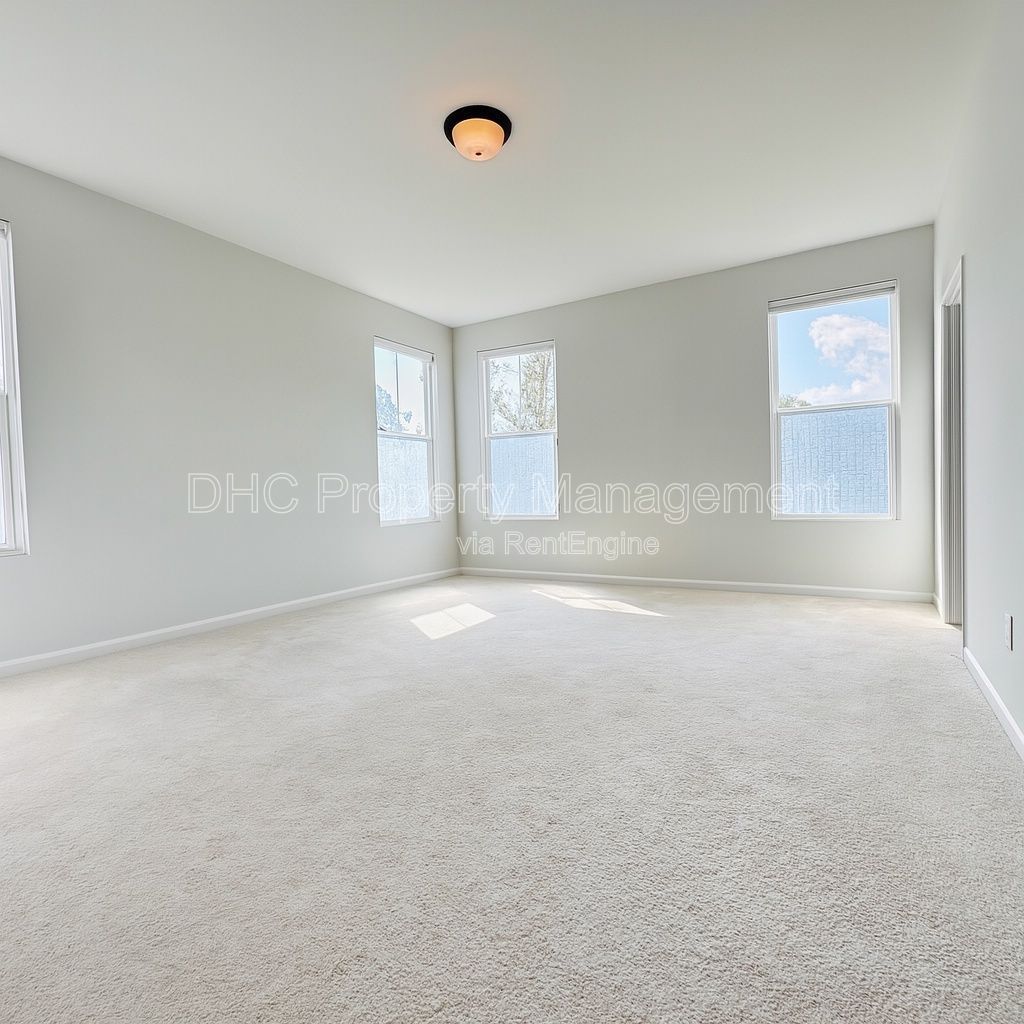 Stunning 4BR/3.5BA Corner Townhome – Newly Built 2024 property image