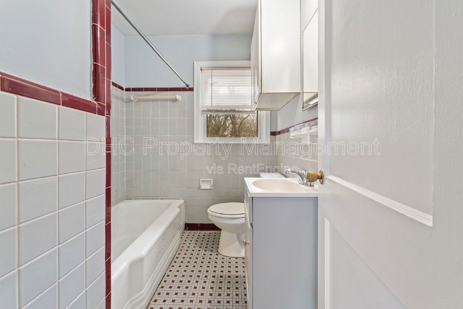 Updated 3BR Ranch Near Starr Park | Easy Access to I-75 & Airport property image