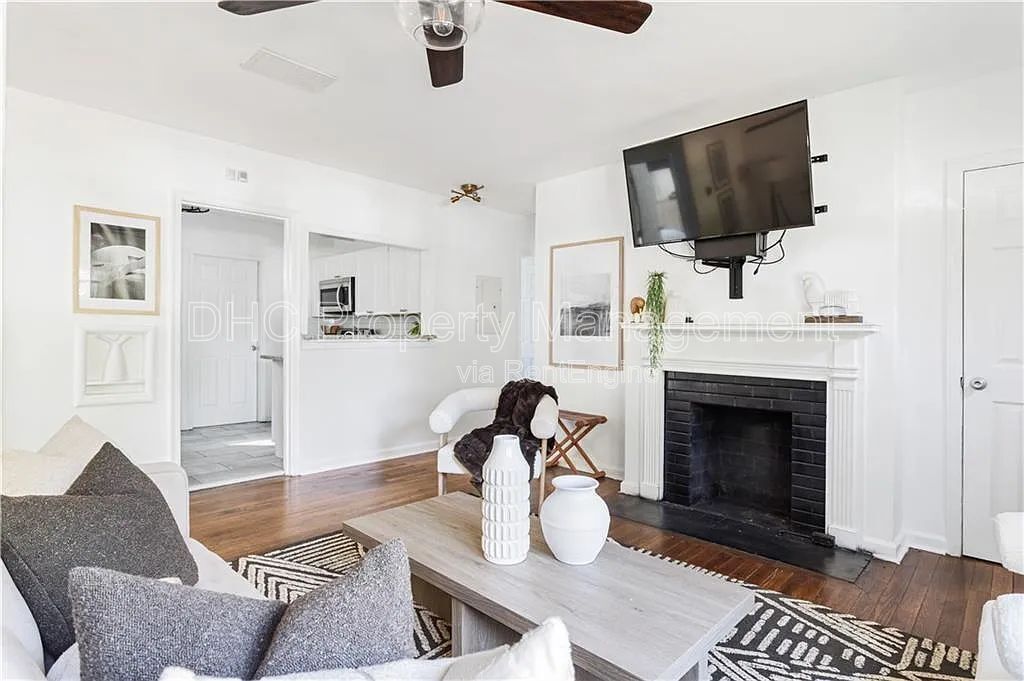 Charming and Cozy with Spacious Layout Home • Minutes to BeltLine & West End property image