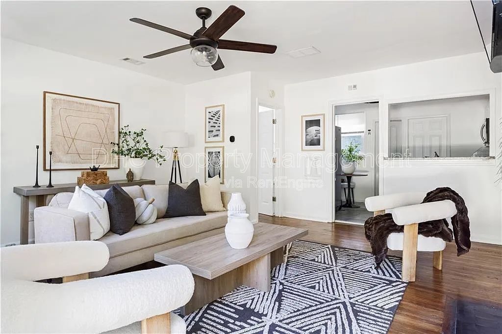 Charming and Cozy with Spacious Layout Home • Minutes to BeltLine & West End property image