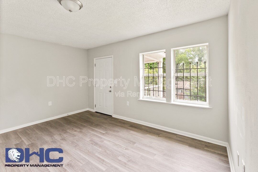 BeltLine Access Living — Modern 2BR in West End property image